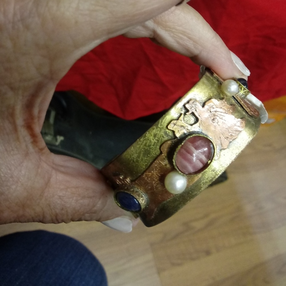 Bracelet